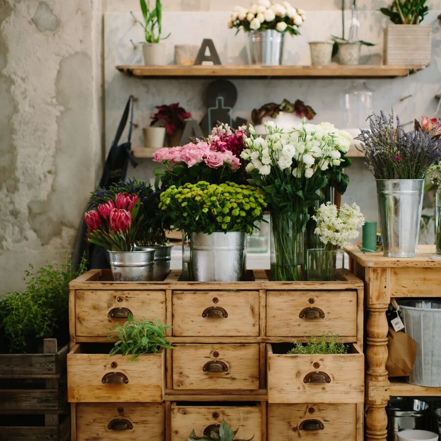Retail project photo 3 used in the Bloom Floristry design
